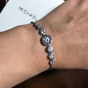 BNWOT Michael Kors Silver bracelet
